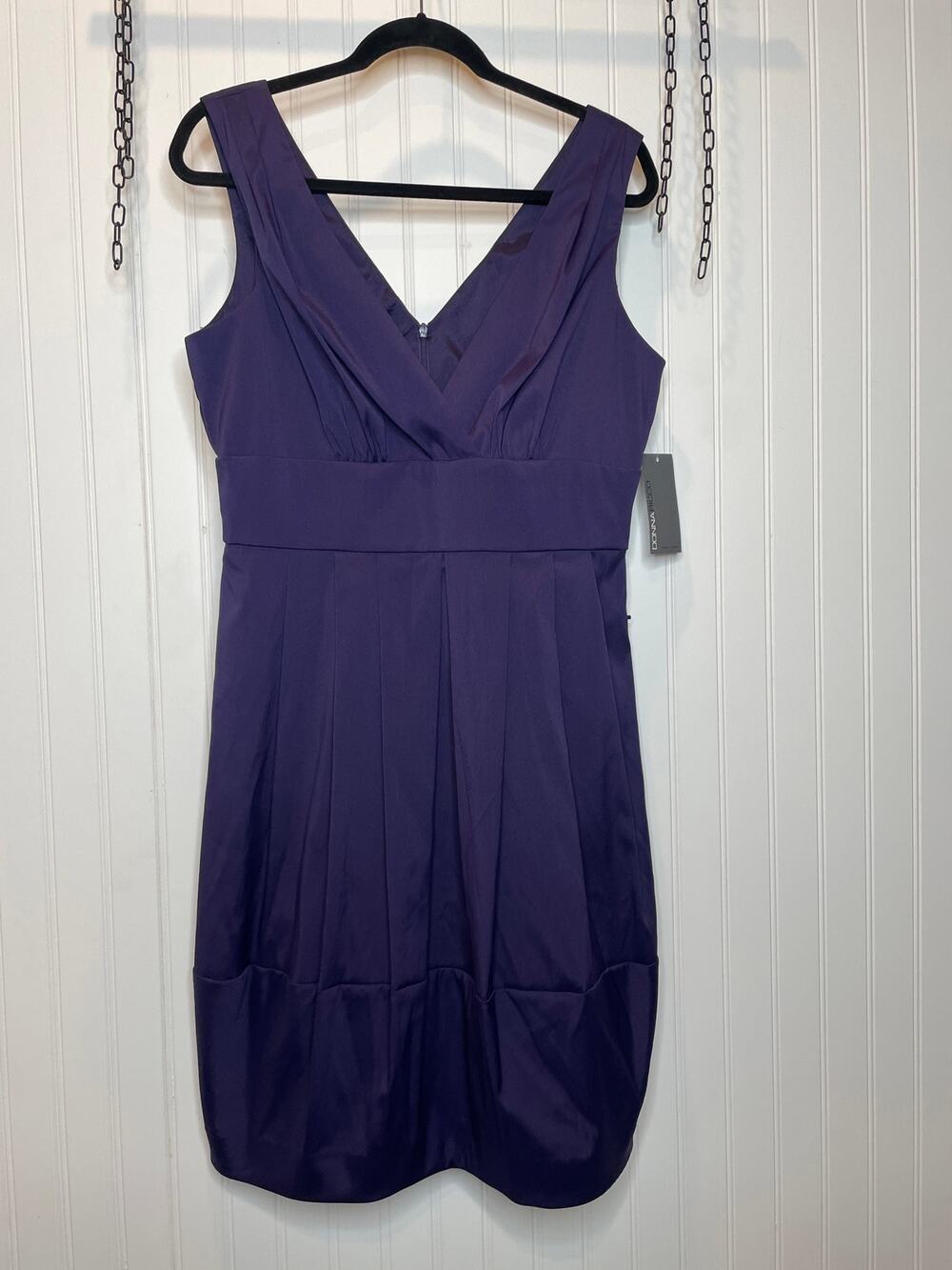NWT Donna Ricco Dress Purple V-Neck Sleeveless Knee Length Sheath Career Size 12